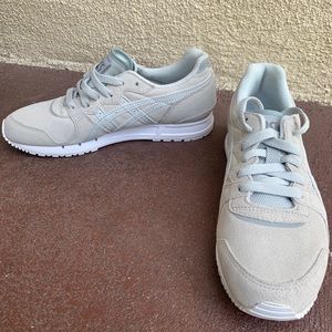 ASICS woman’s shoe